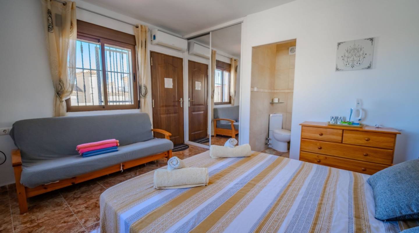 Resale - Villa  - Ciudad Quesada