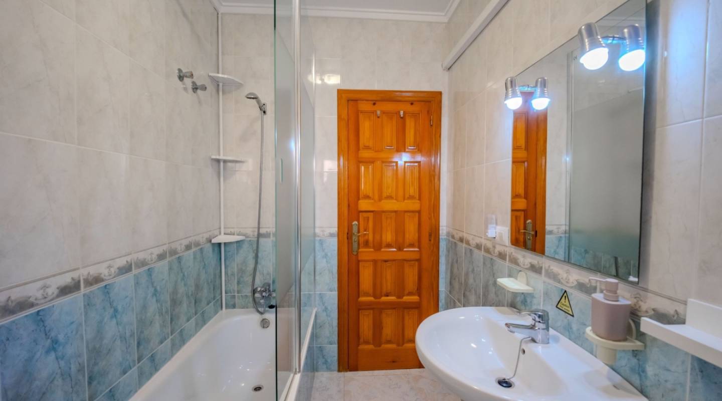 Resale - Villa  - Ciudad Quesada