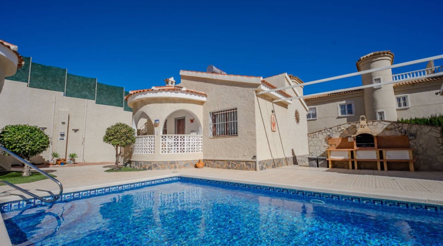 Resale - Villa  - Ciudad Quesada