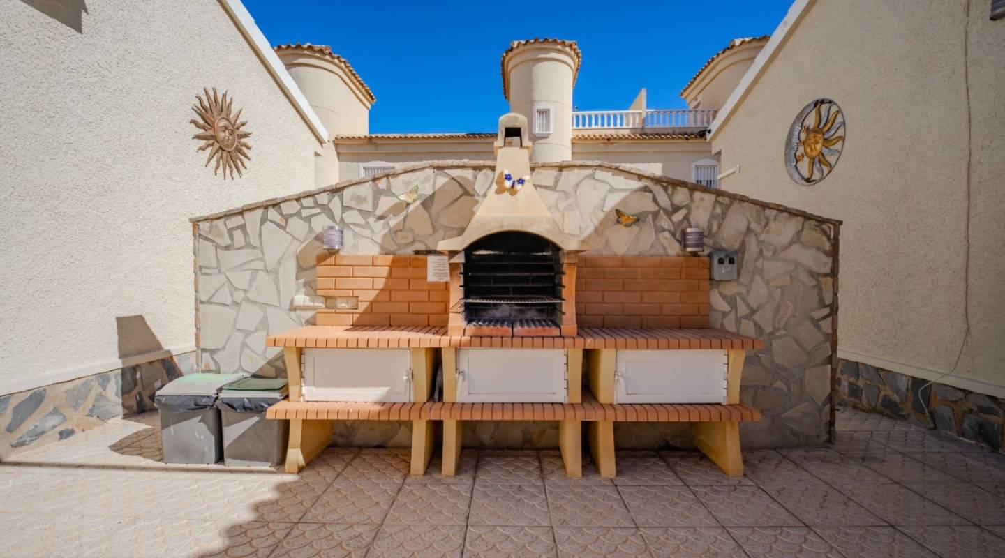 Resale - Villa  - Ciudad Quesada