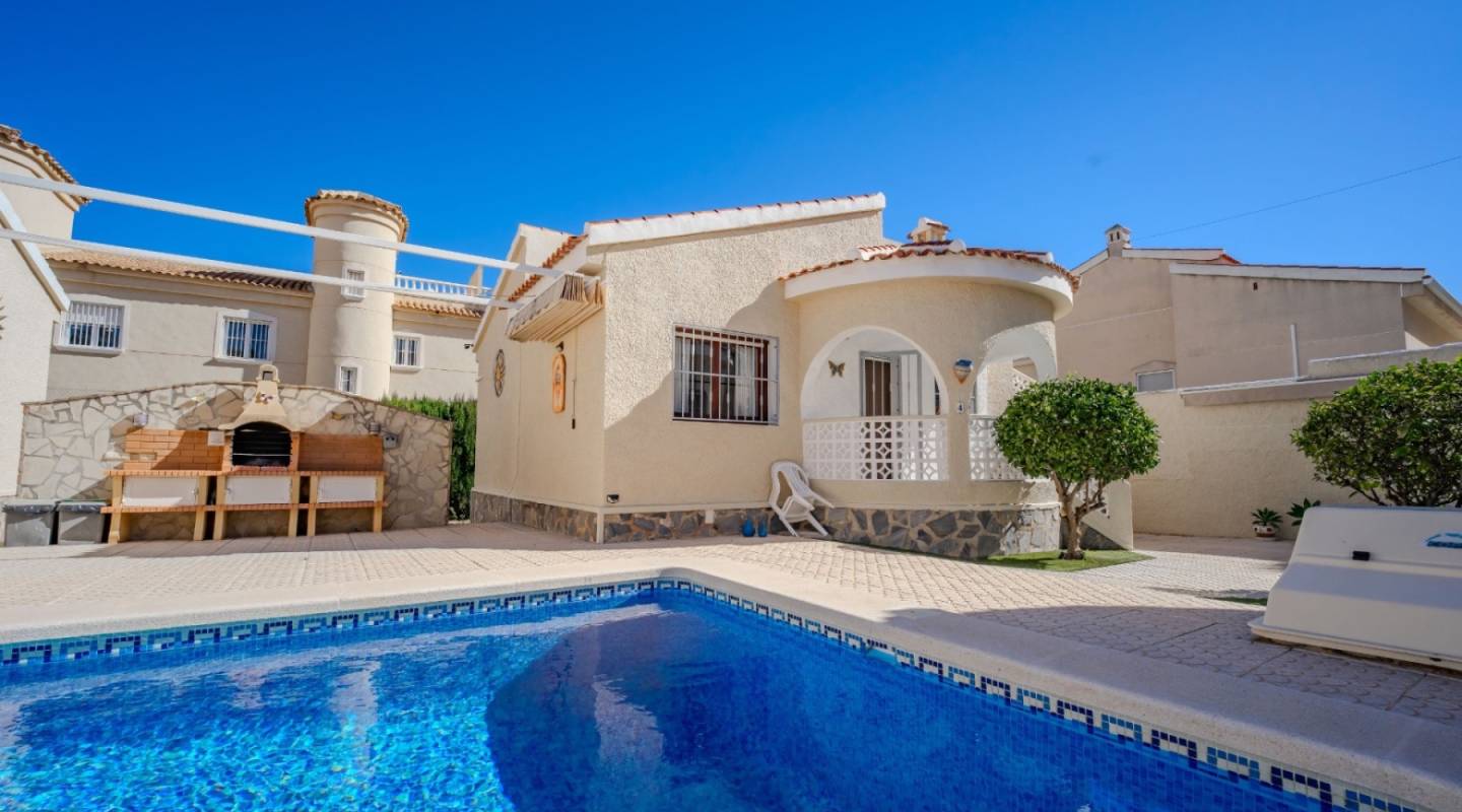 Resale - Villa  - Ciudad Quesada