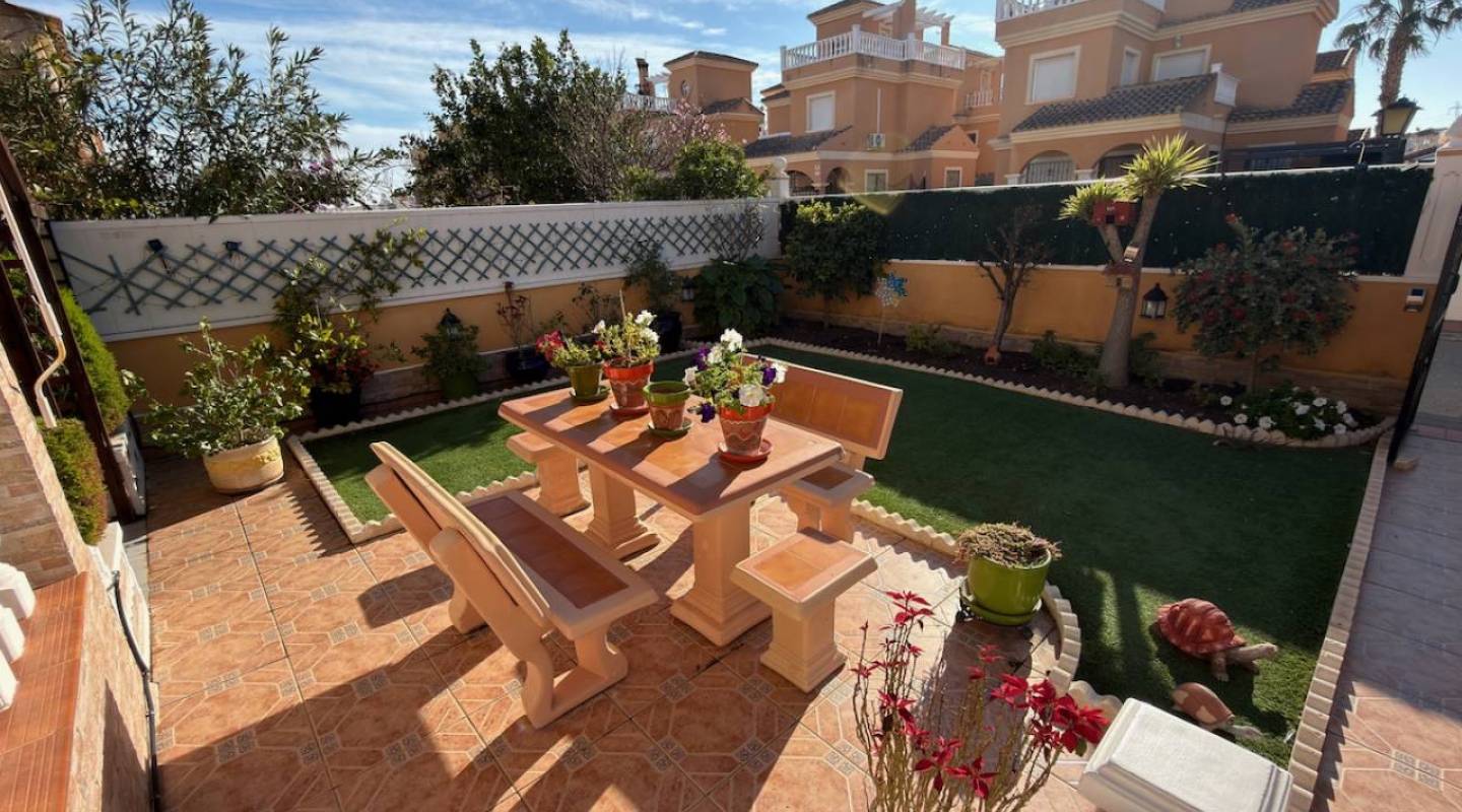 Resale - Villa  - Algorfa - La Finca Golf - Lo Crispin