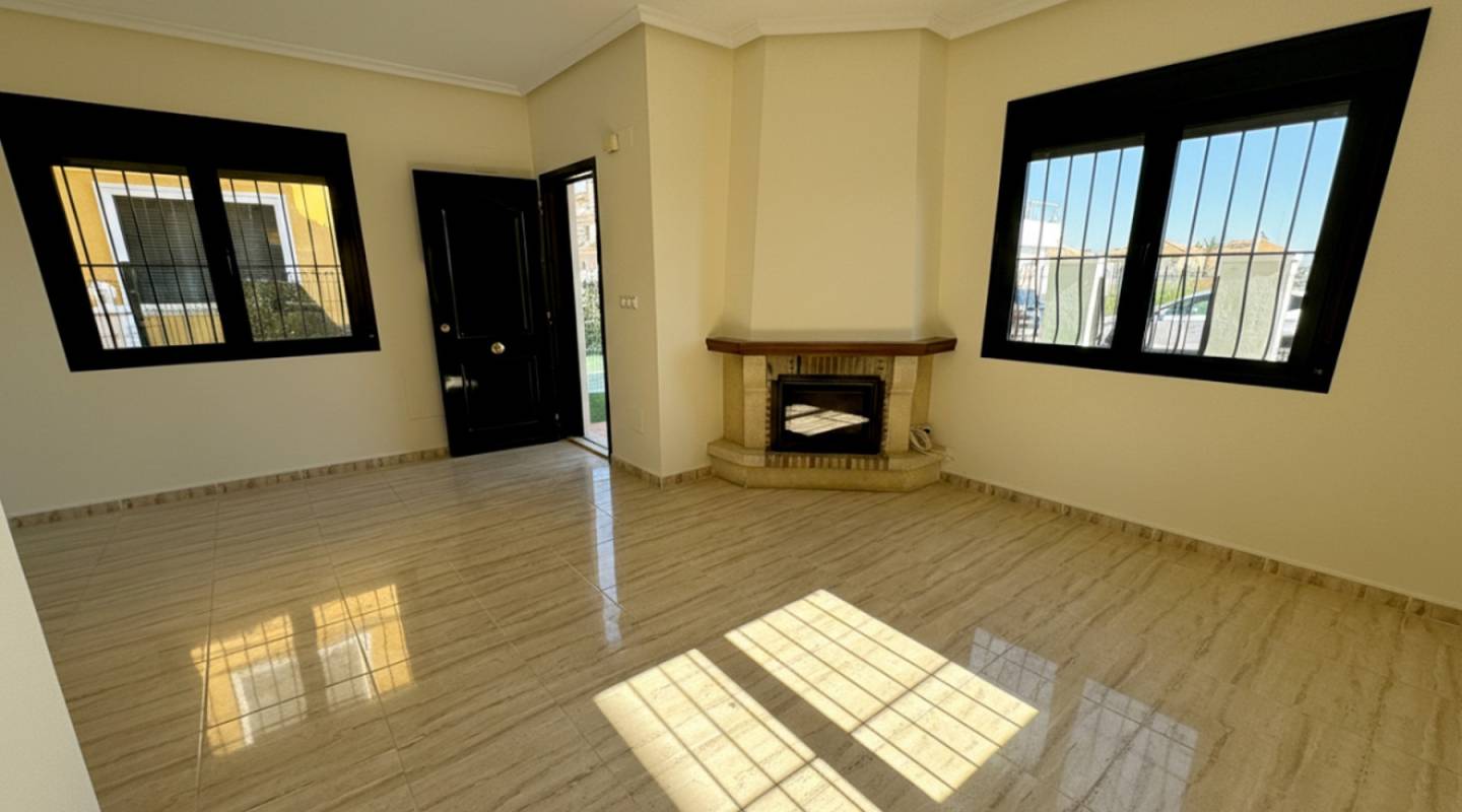 Resale - Villa  - Ciudad Quesada