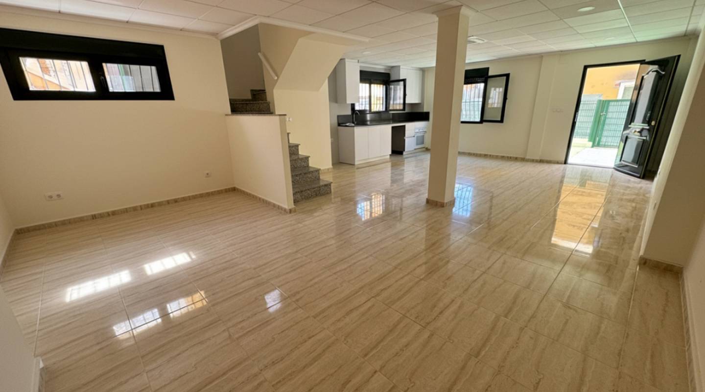 Resale - Villa  - Ciudad Quesada