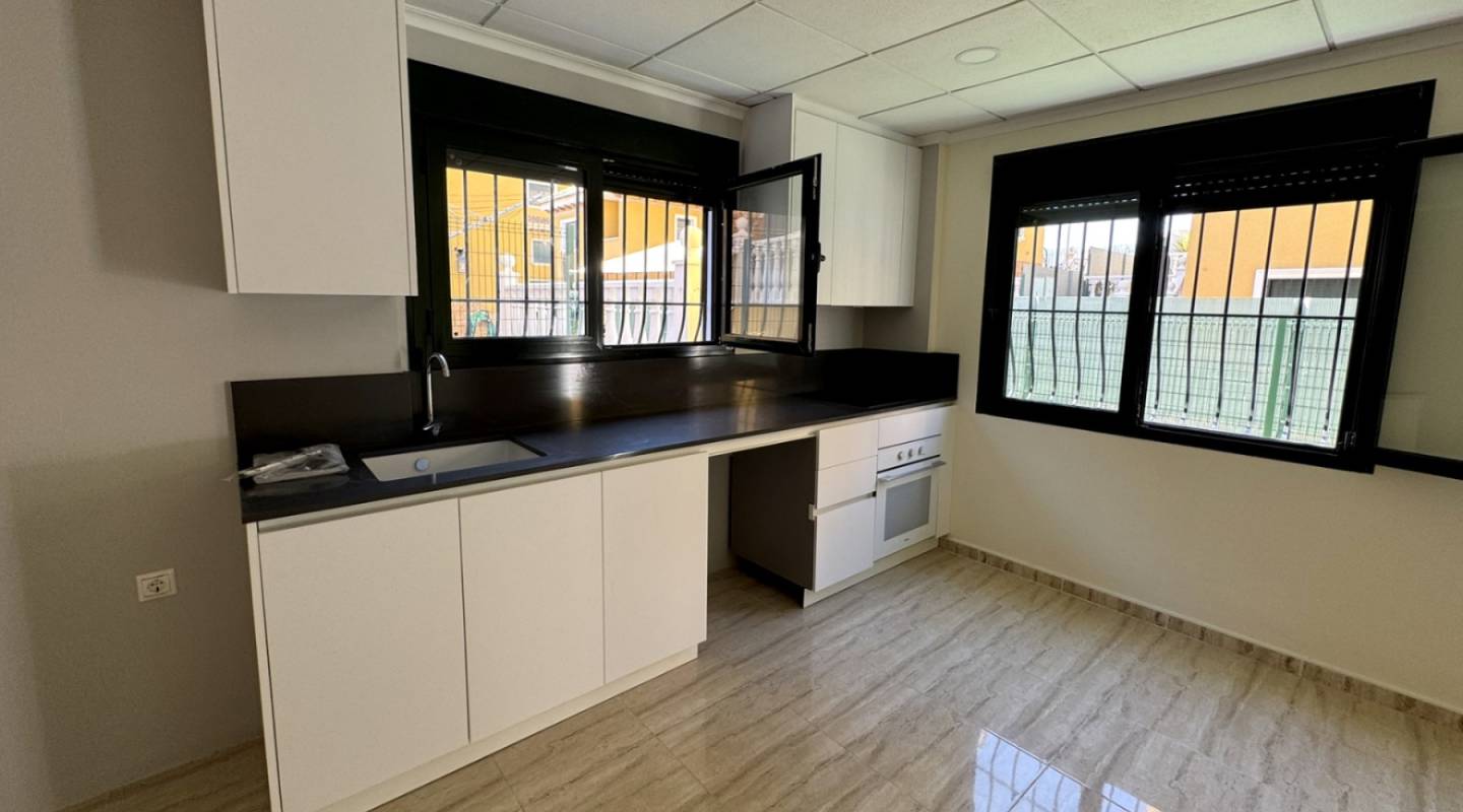 Resale - Villa  - Ciudad Quesada