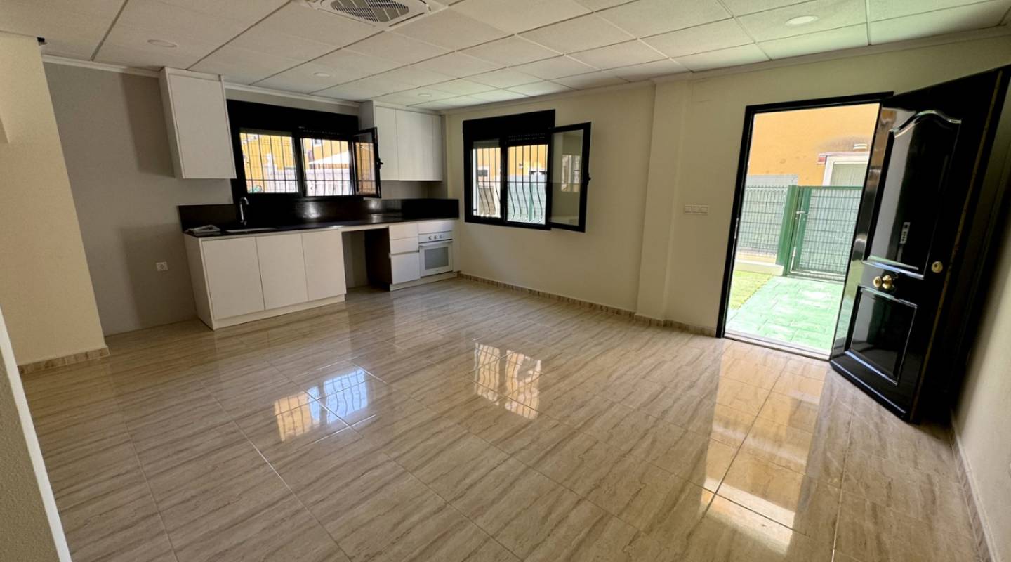 Resale - Villa  - Ciudad Quesada