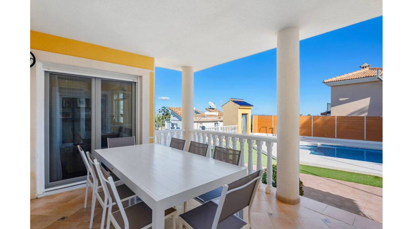 Venta - Chalet - San Miguel de Salinas