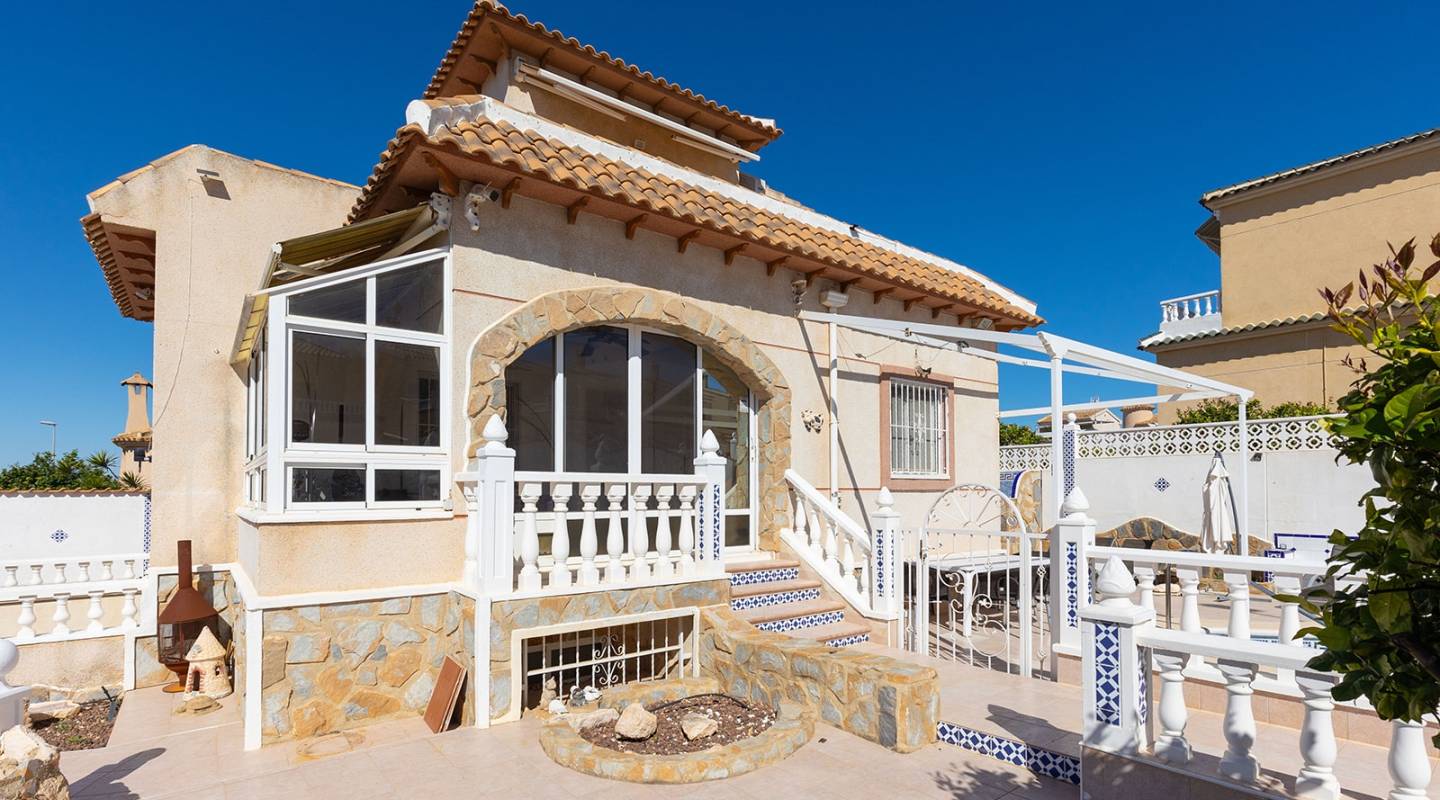 Resale - Villa  - Benijofar - Atalaya Park