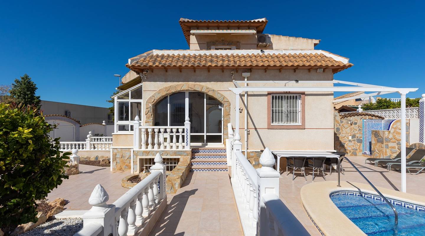 Resale - Villa  - Benijofar - Atalaya Park