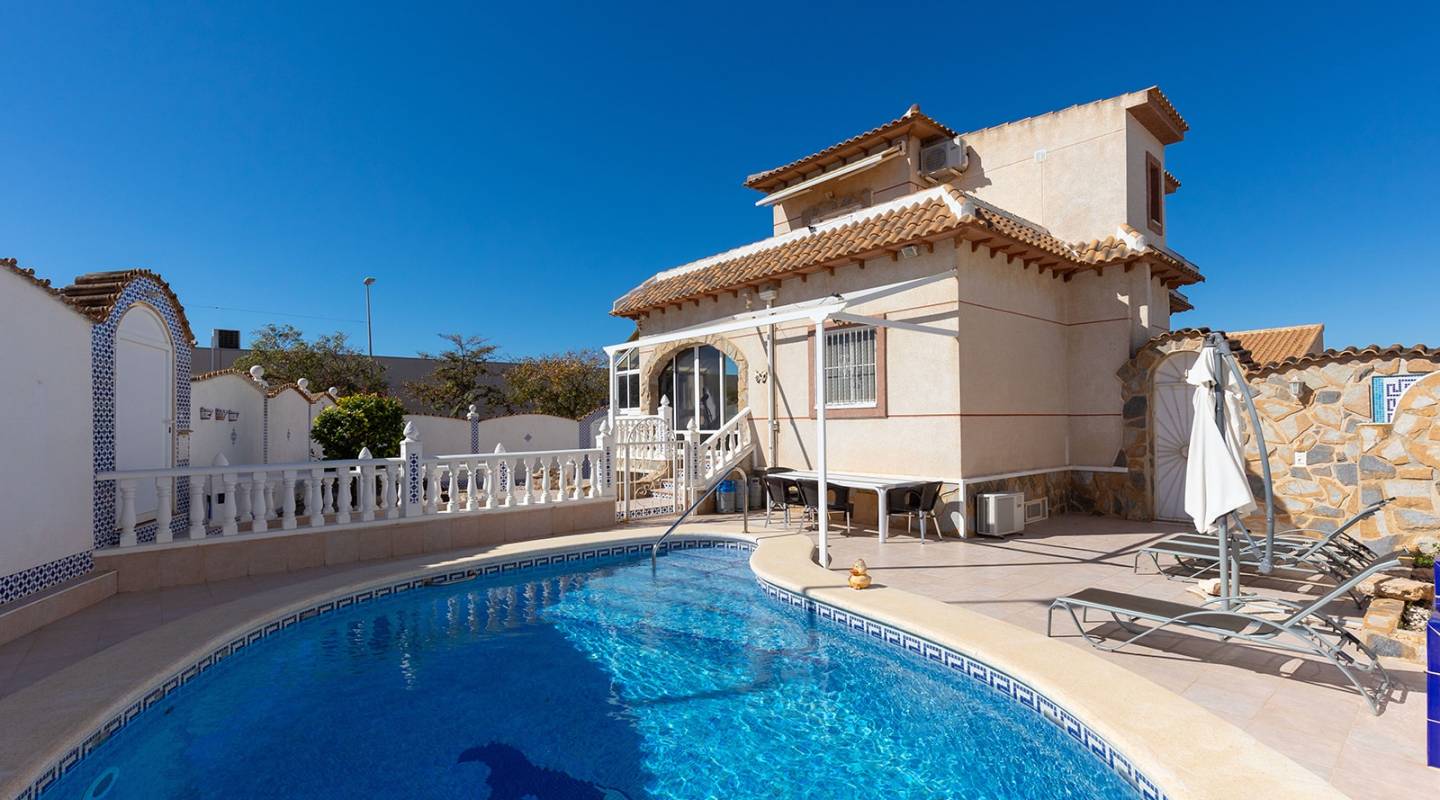 Resale - Villa  - Benijofar - Atalaya Park