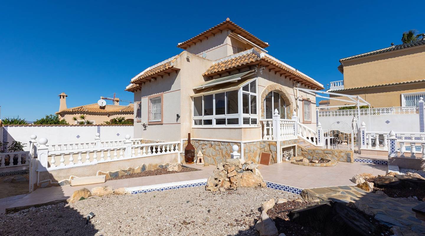 Resale - Villa  - Benijofar - Atalaya Park