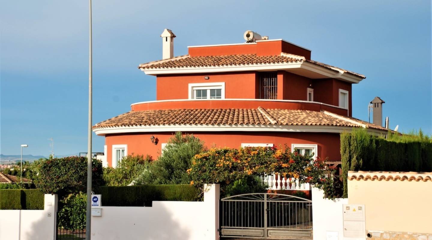 Villa en venta en Rojales zona Ciudad Quesada