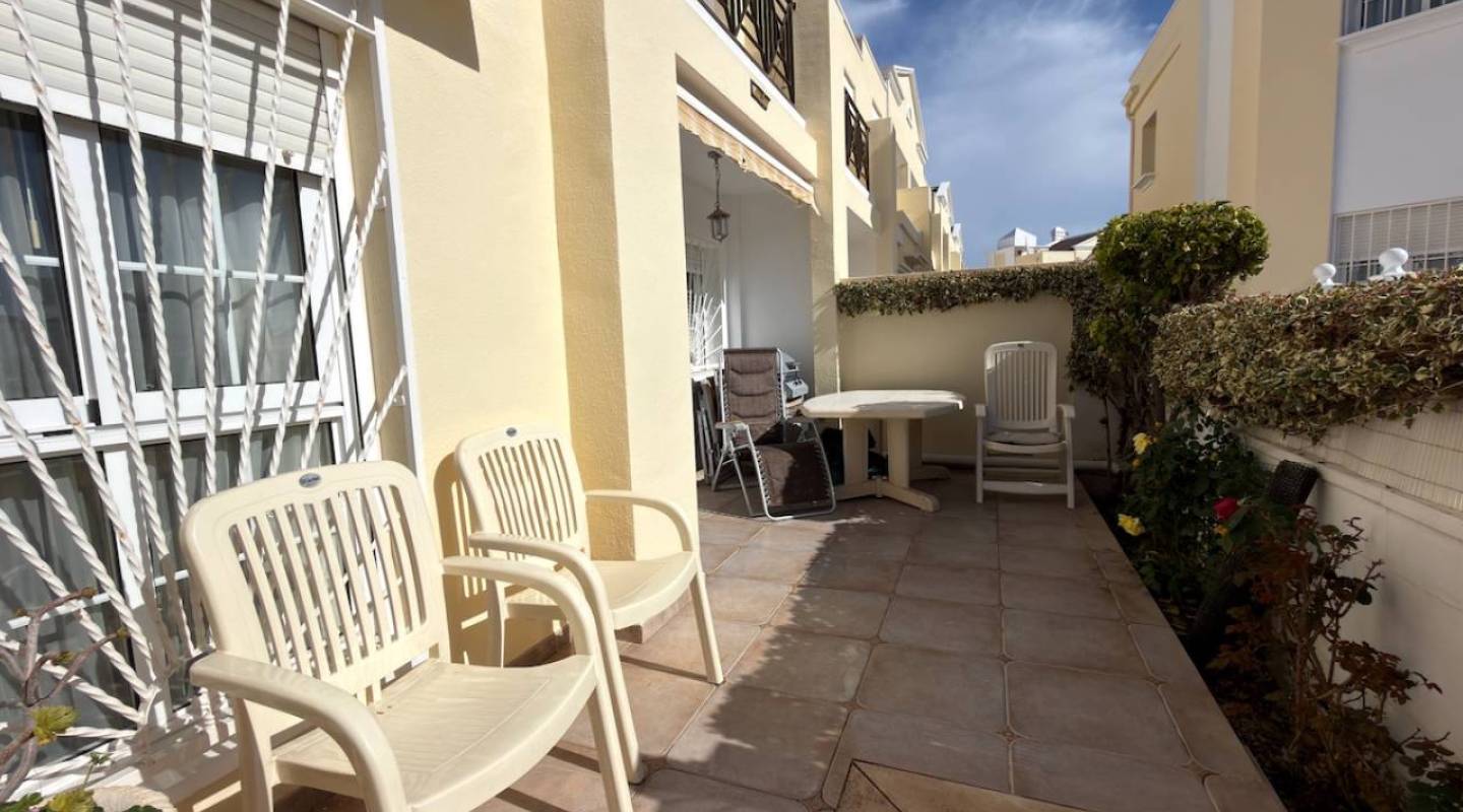 Resale - Townhouse - Ciudad Quesada