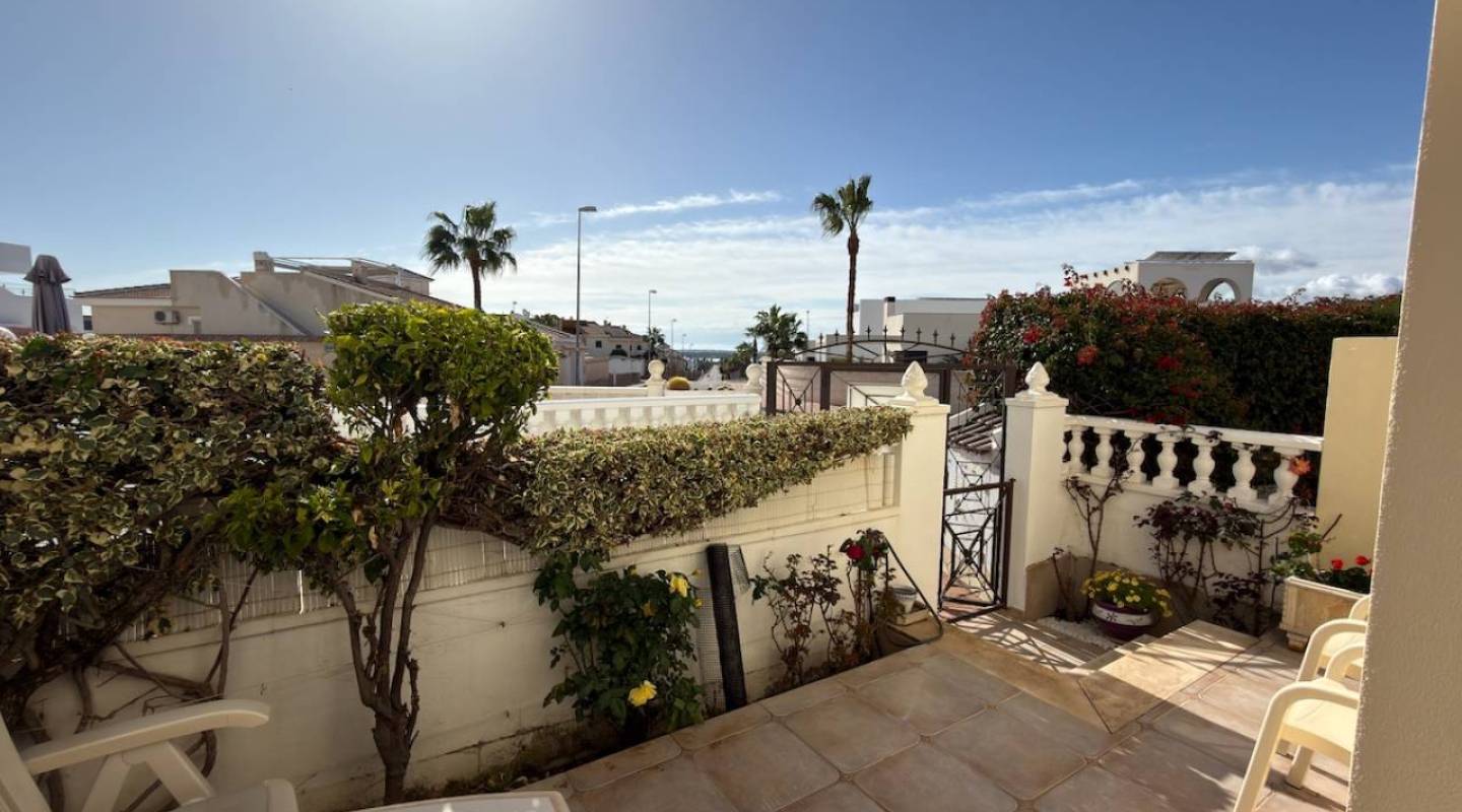 Resale - Townhouse - Ciudad Quesada