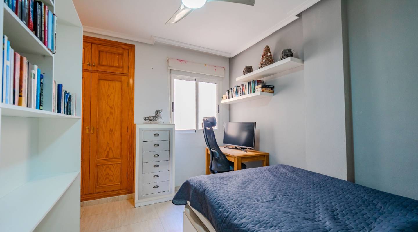 Återförsäljning - lägenheter - Guardamar del Segura