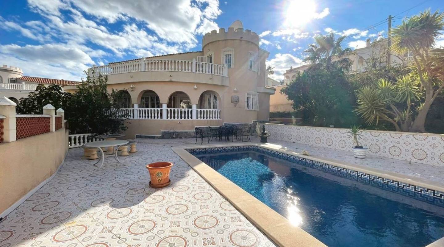 Wederverkoop - Villa - Ciudad Quesada