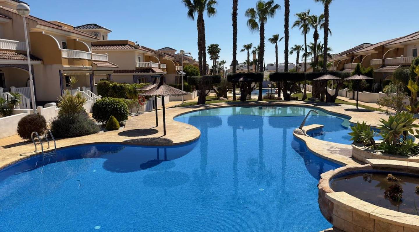 Resale - Apartment - Ciudad Quesada