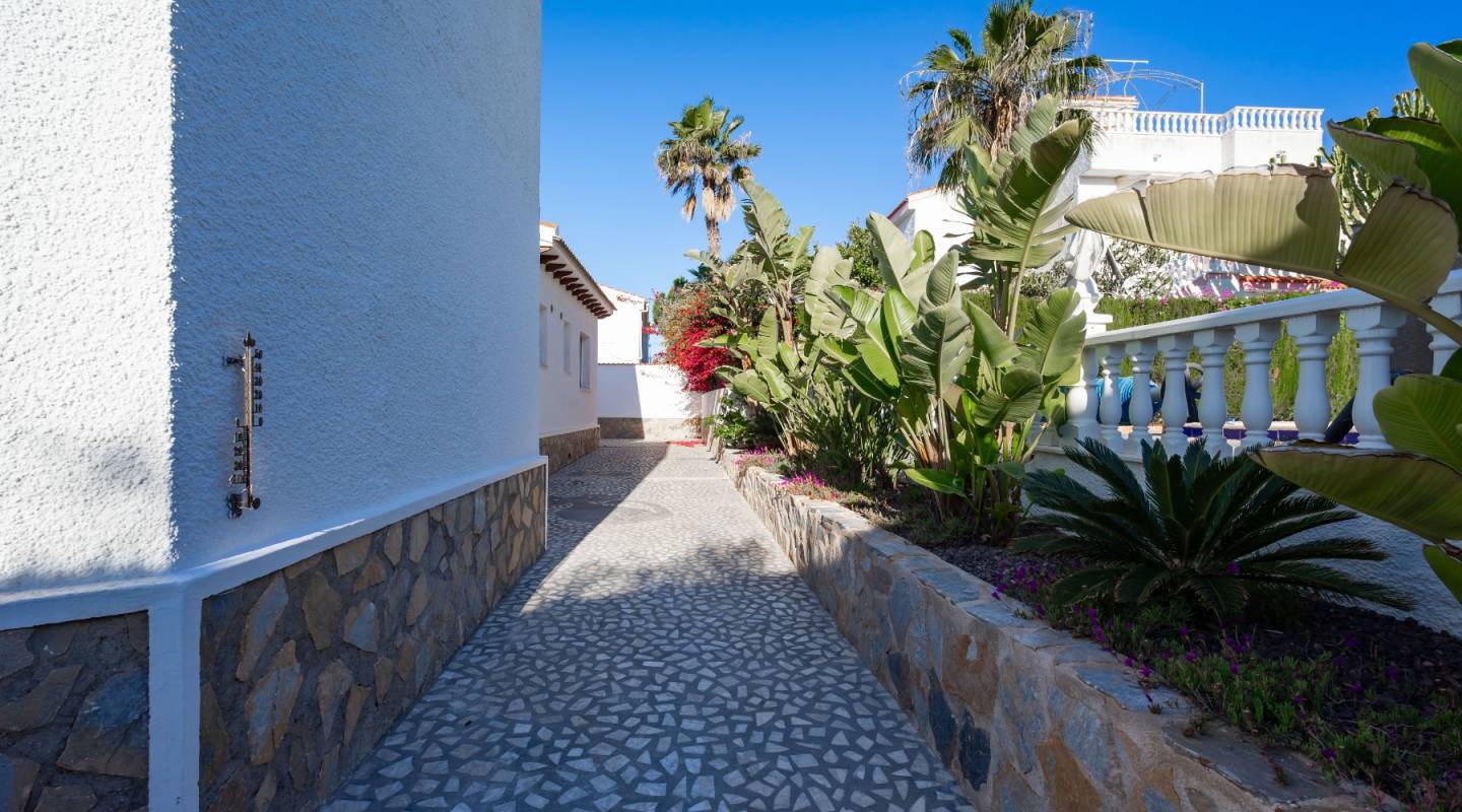 Venta - Chalet - Ciudad Quesada