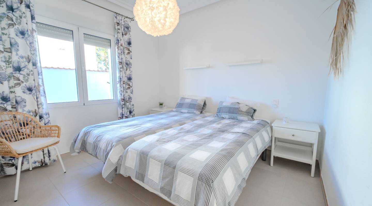 Venta - Chalet - Ciudad Quesada