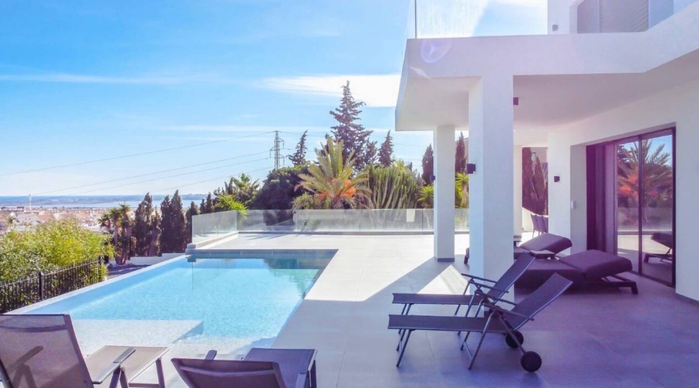 Resale - Villa  - Ciudad Quesada