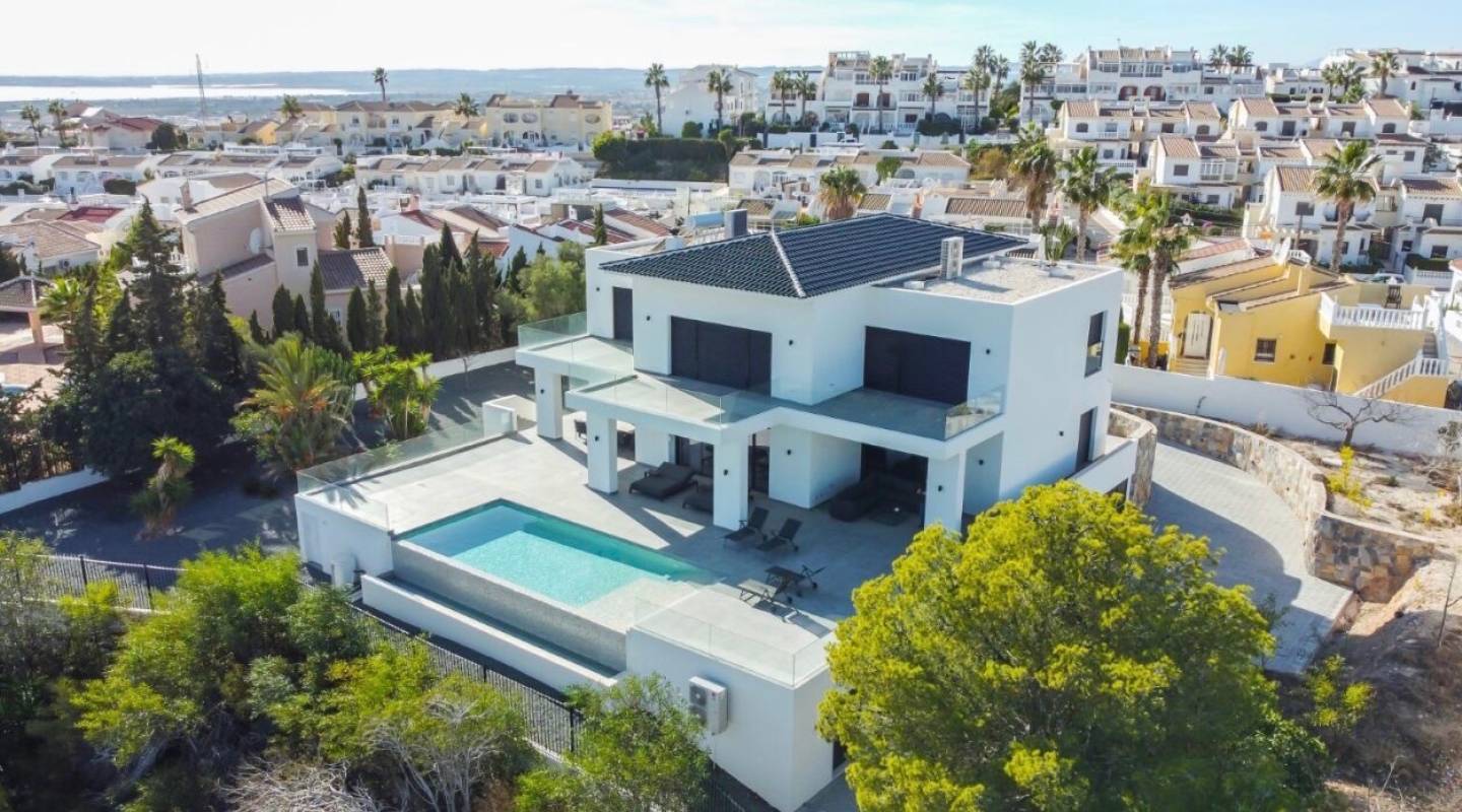 Resale - Villa  - Ciudad Quesada