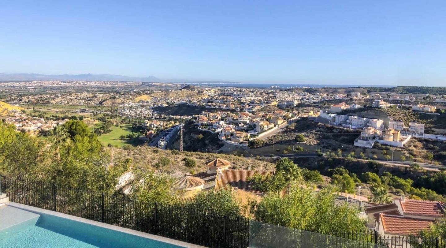 Resale - Villa  - Ciudad Quesada