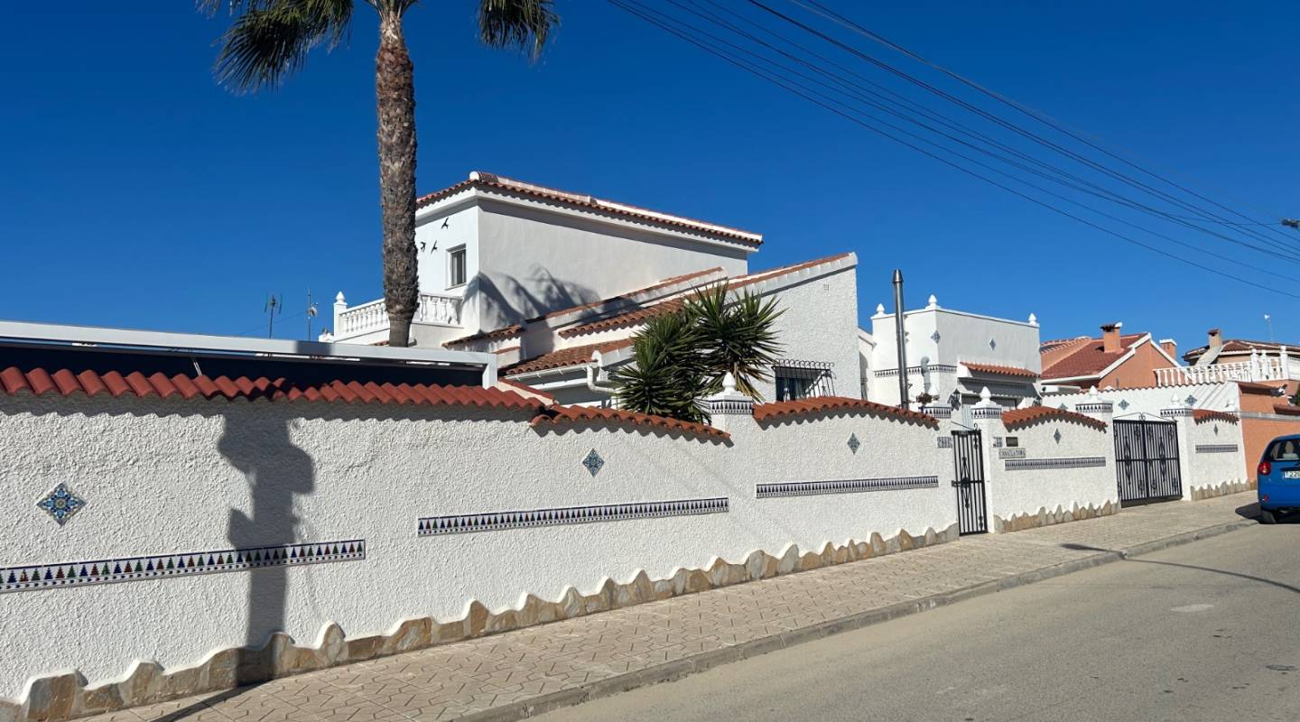 Revente - Villa - Ciudad Quesada