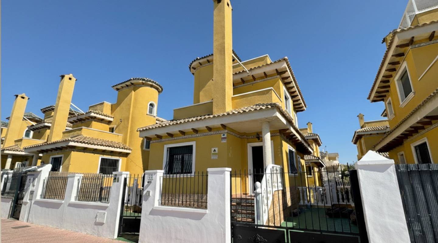 Venta - Chalet - Ciudad Quesada