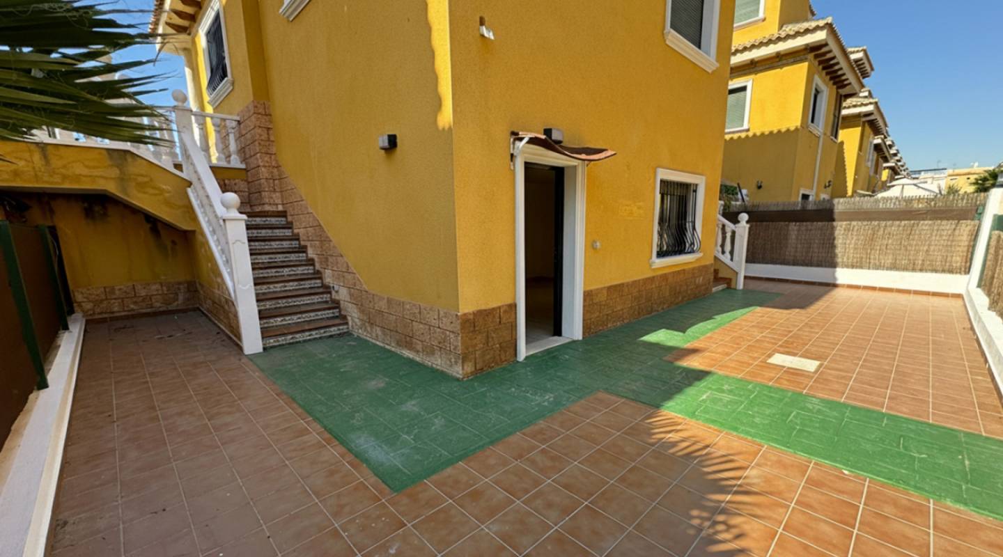 Venta - Chalet - Ciudad Quesada