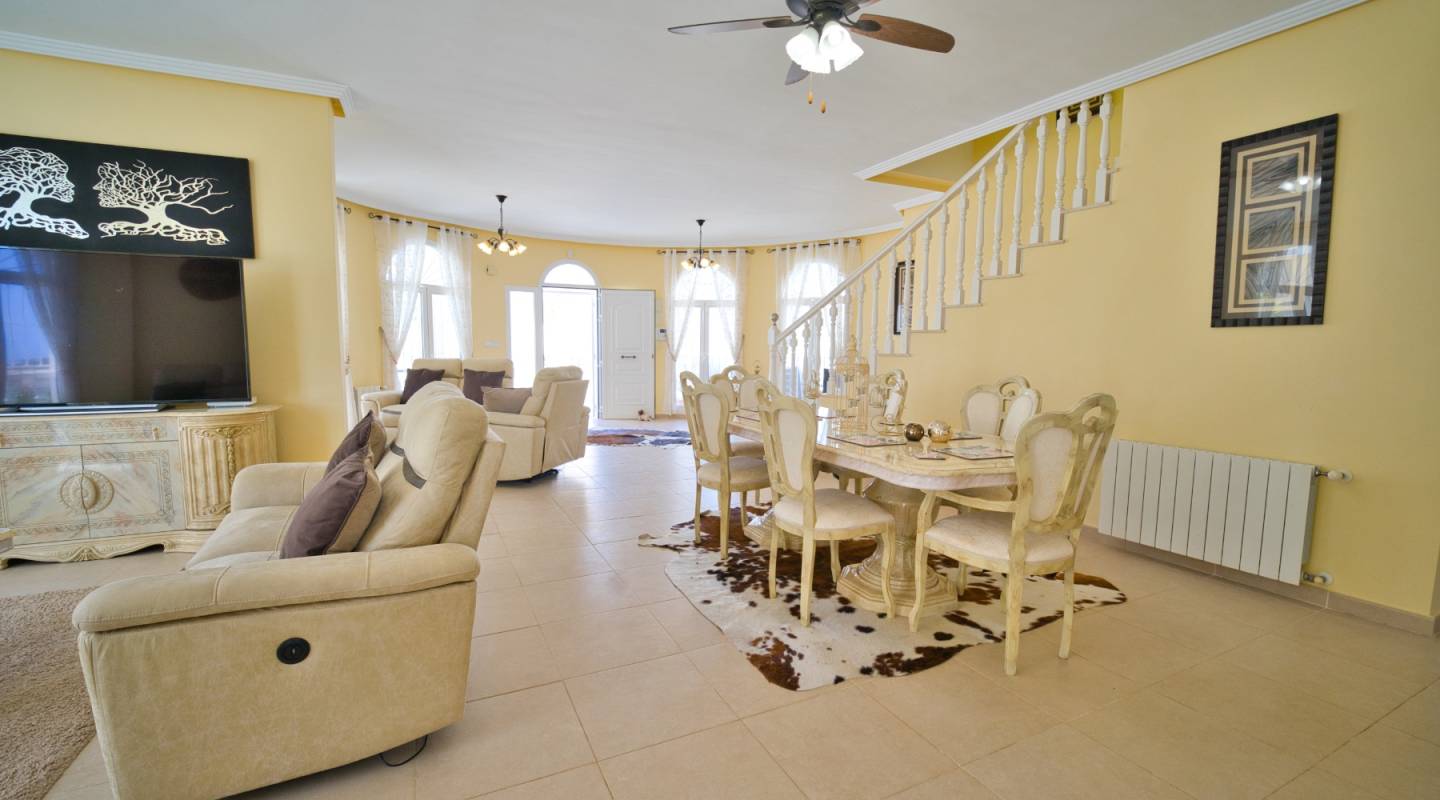 Resale - Villa  - Ciudad Quesada