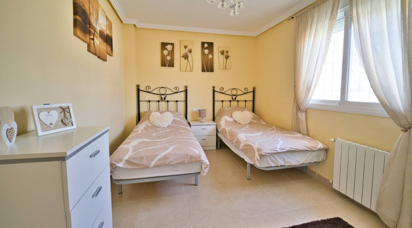 Resale - Villa  - Ciudad Quesada