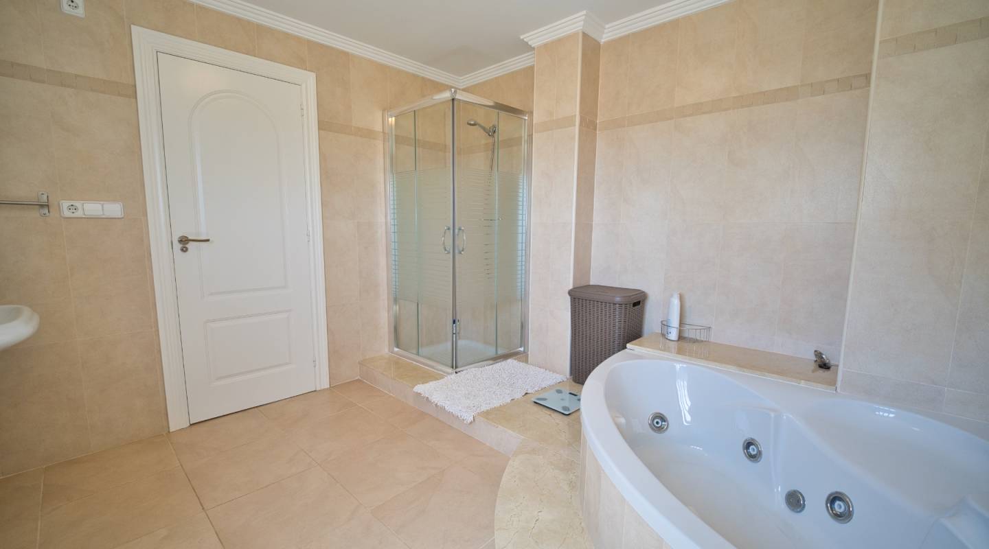 Resale - Villa  - Ciudad Quesada