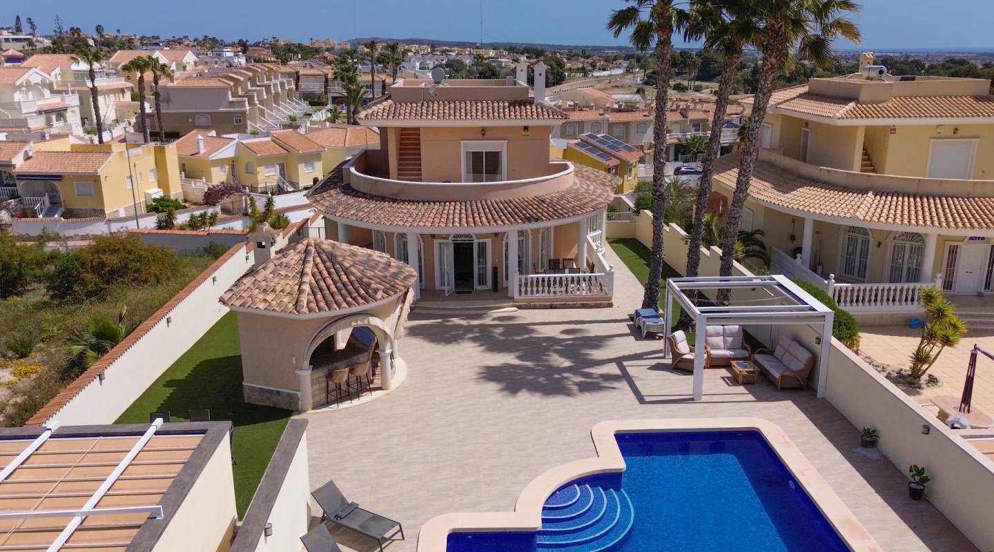 Resale - Villa  - Ciudad Quesada