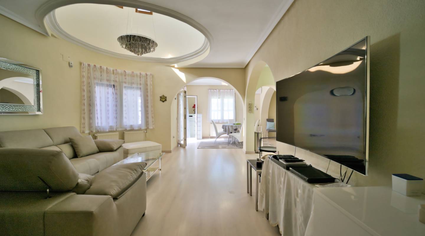 Återförsäljning - Villa - Ciudad Quesada