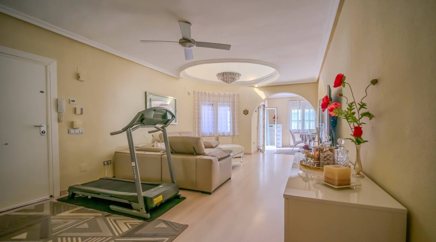 Återförsäljning - Villa - Ciudad Quesada