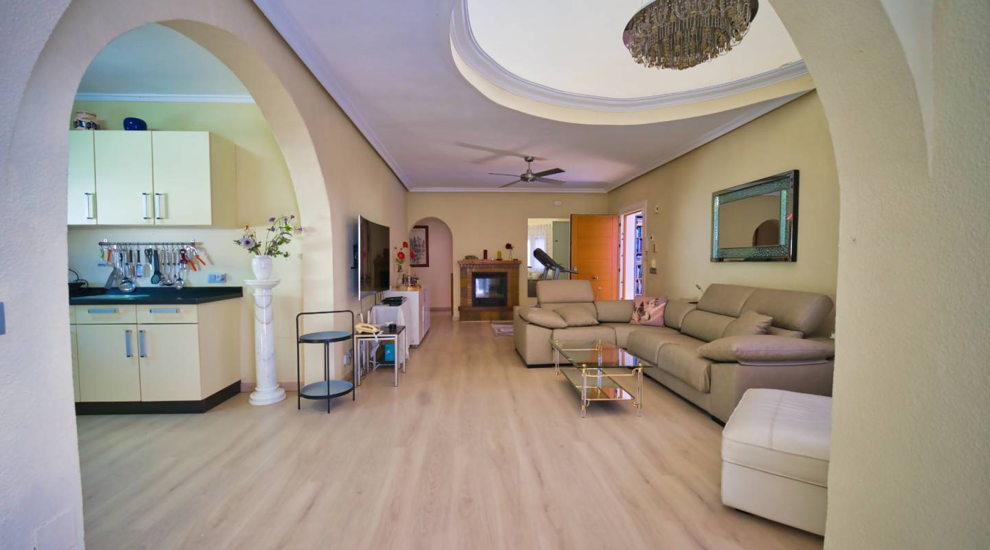 Återförsäljning - Villa - Ciudad Quesada