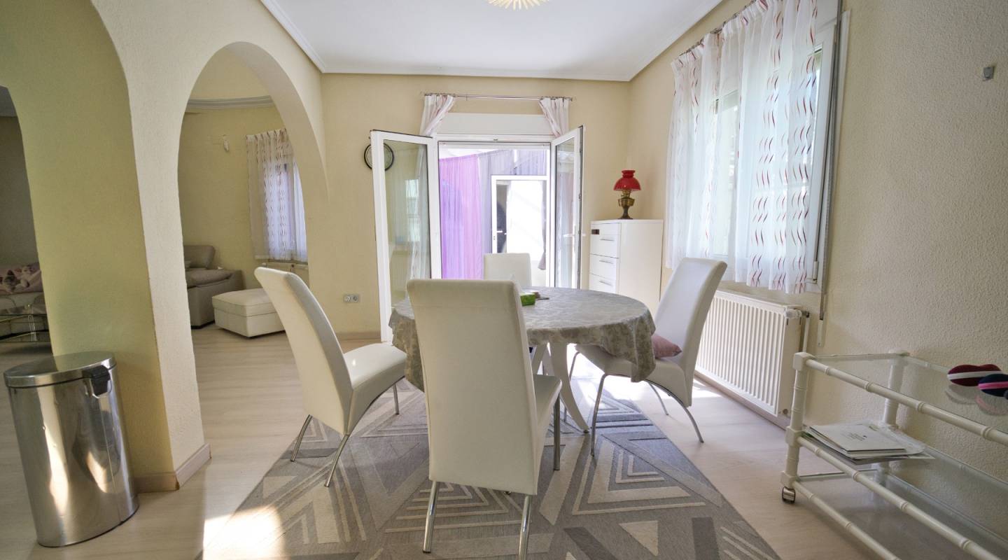 Återförsäljning - Villa - Ciudad Quesada