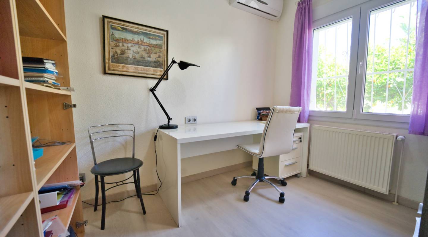 Återförsäljning - Villa - Ciudad Quesada