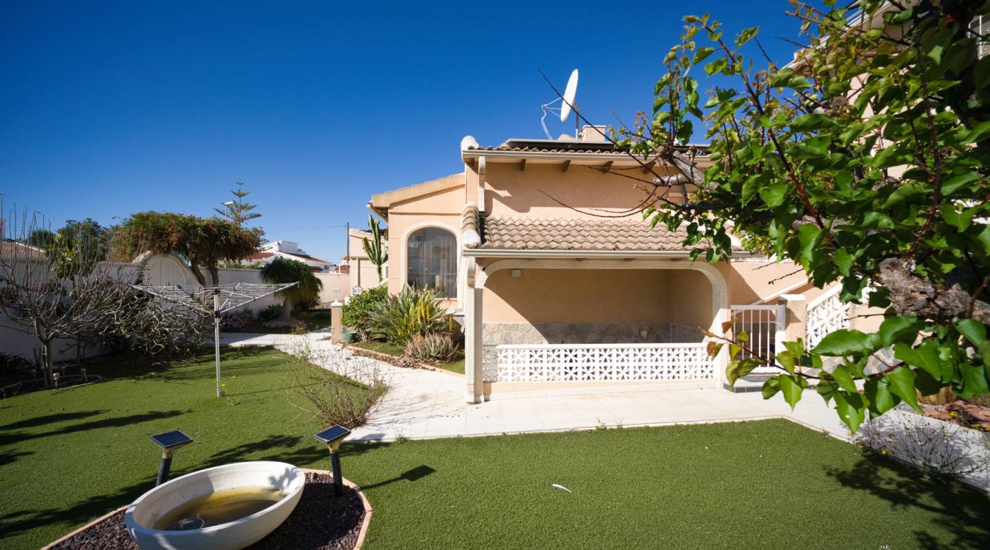 Återförsäljning - Villa - Ciudad Quesada