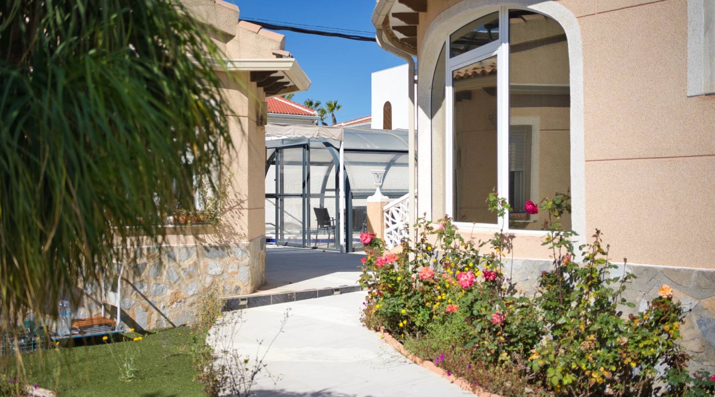 Återförsäljning - Villa - Ciudad Quesada