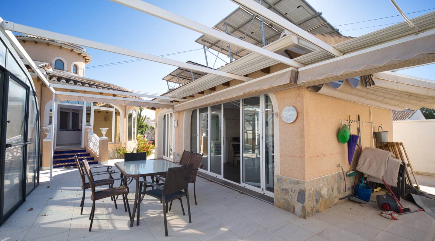 Återförsäljning - Villa - Ciudad Quesada