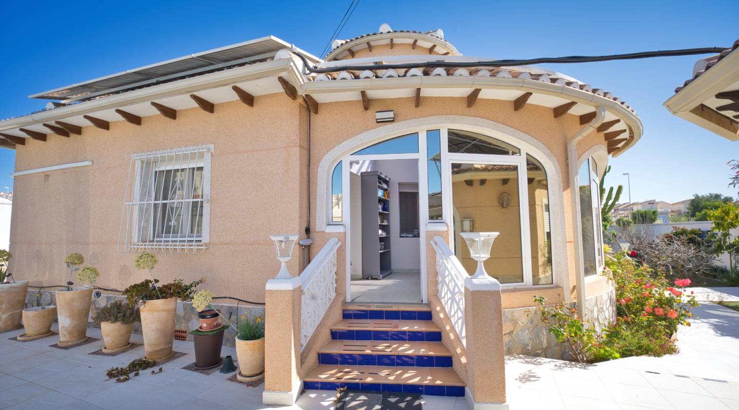 Återförsäljning - Villa - Ciudad Quesada