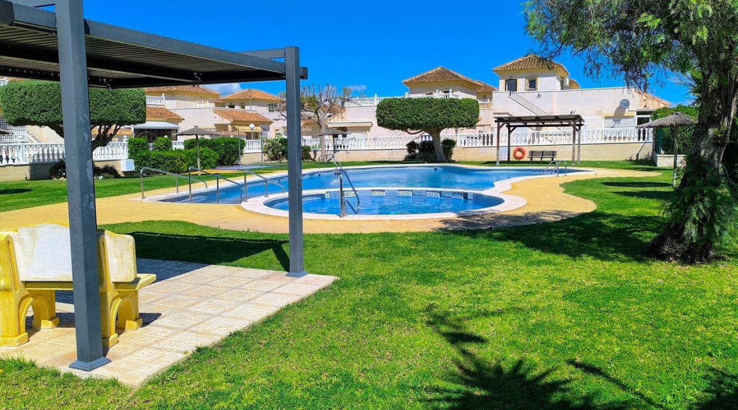 Resale - Villa  - Algorfa - La Finca Golf - Lo Crispin
