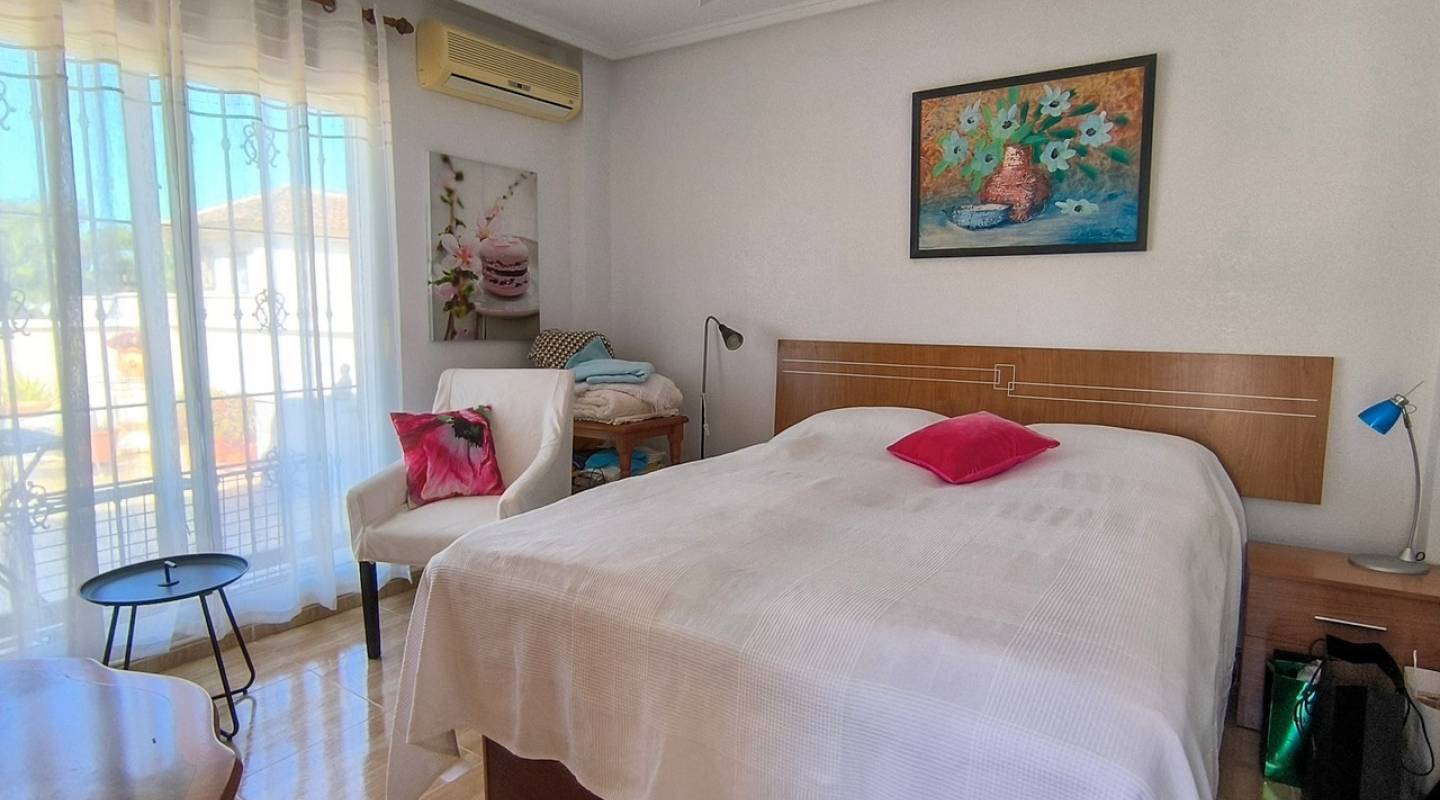 Resale - Villa  - Algorfa - La Finca Golf - Lo Crispin