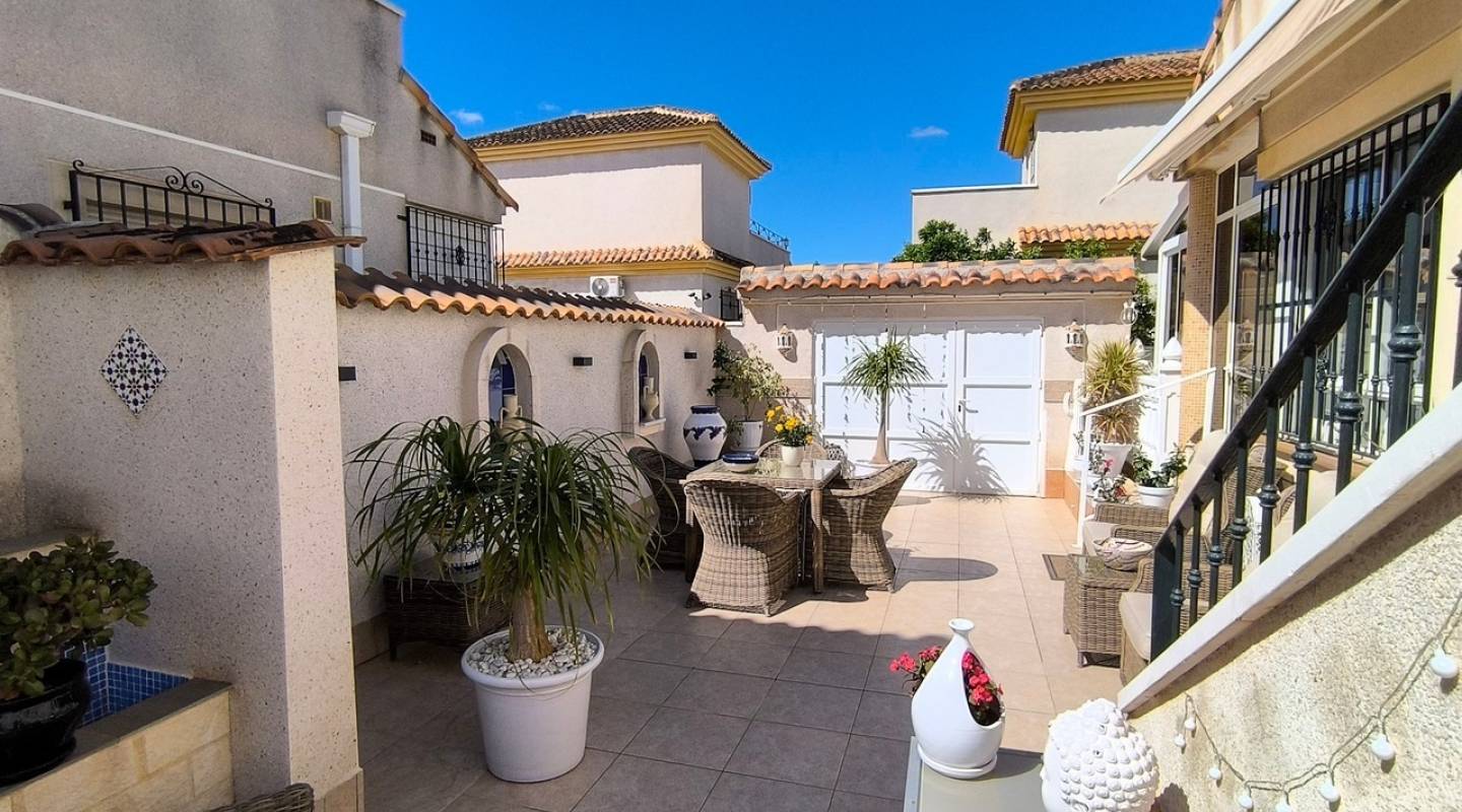 Resale - Villa  - Algorfa - La Finca Golf - Lo Crispin