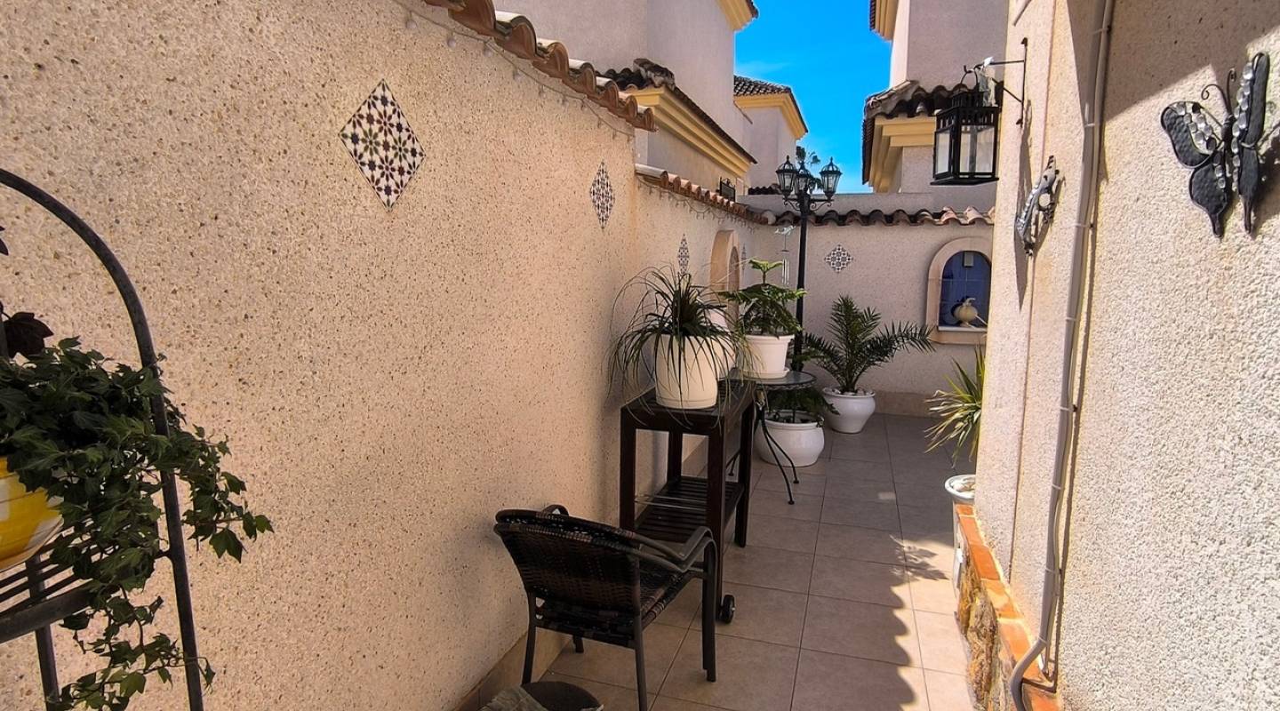 Resale - Villa  - Algorfa - La Finca Golf - Lo Crispin