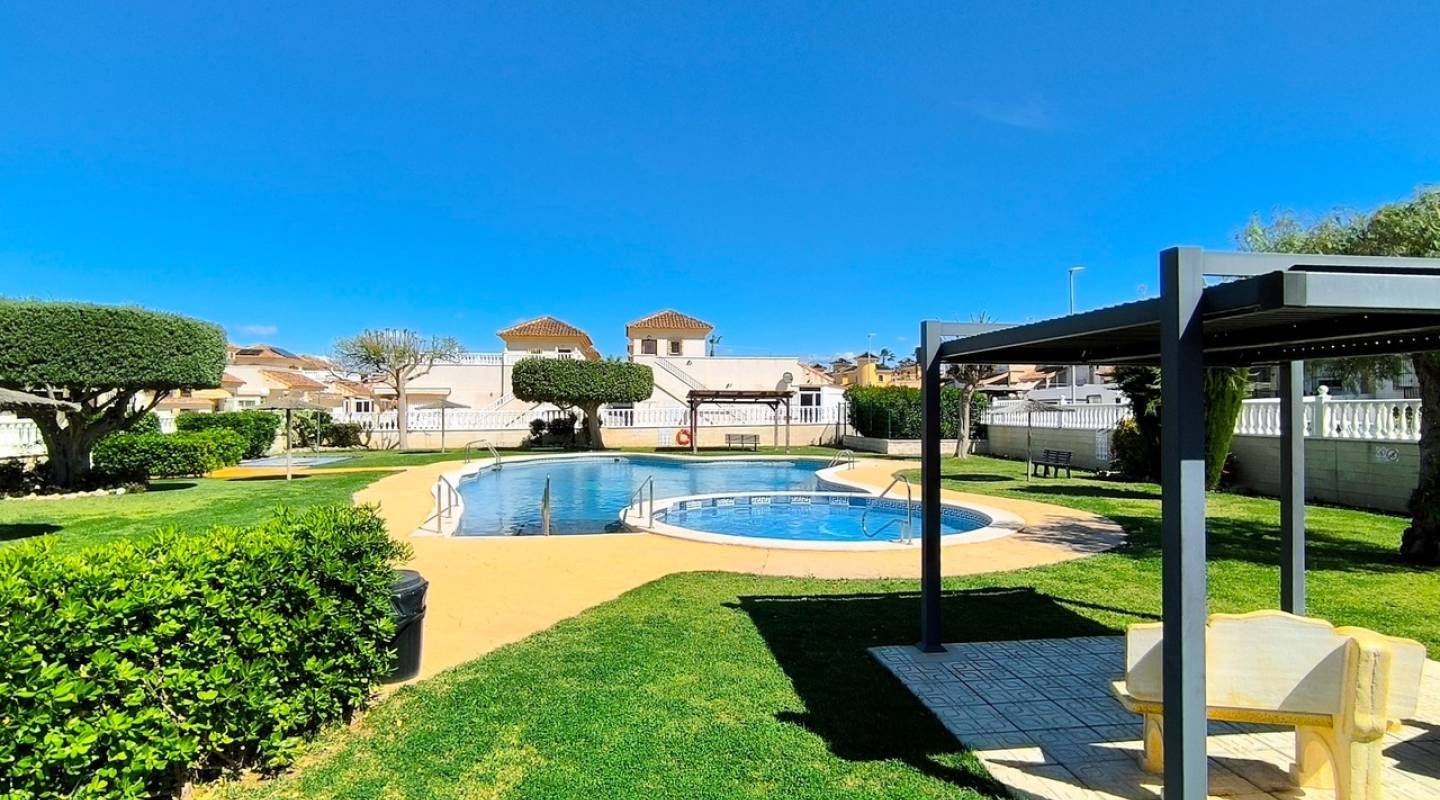 Resale - Villa  - Algorfa - La Finca Golf - Lo Crispin