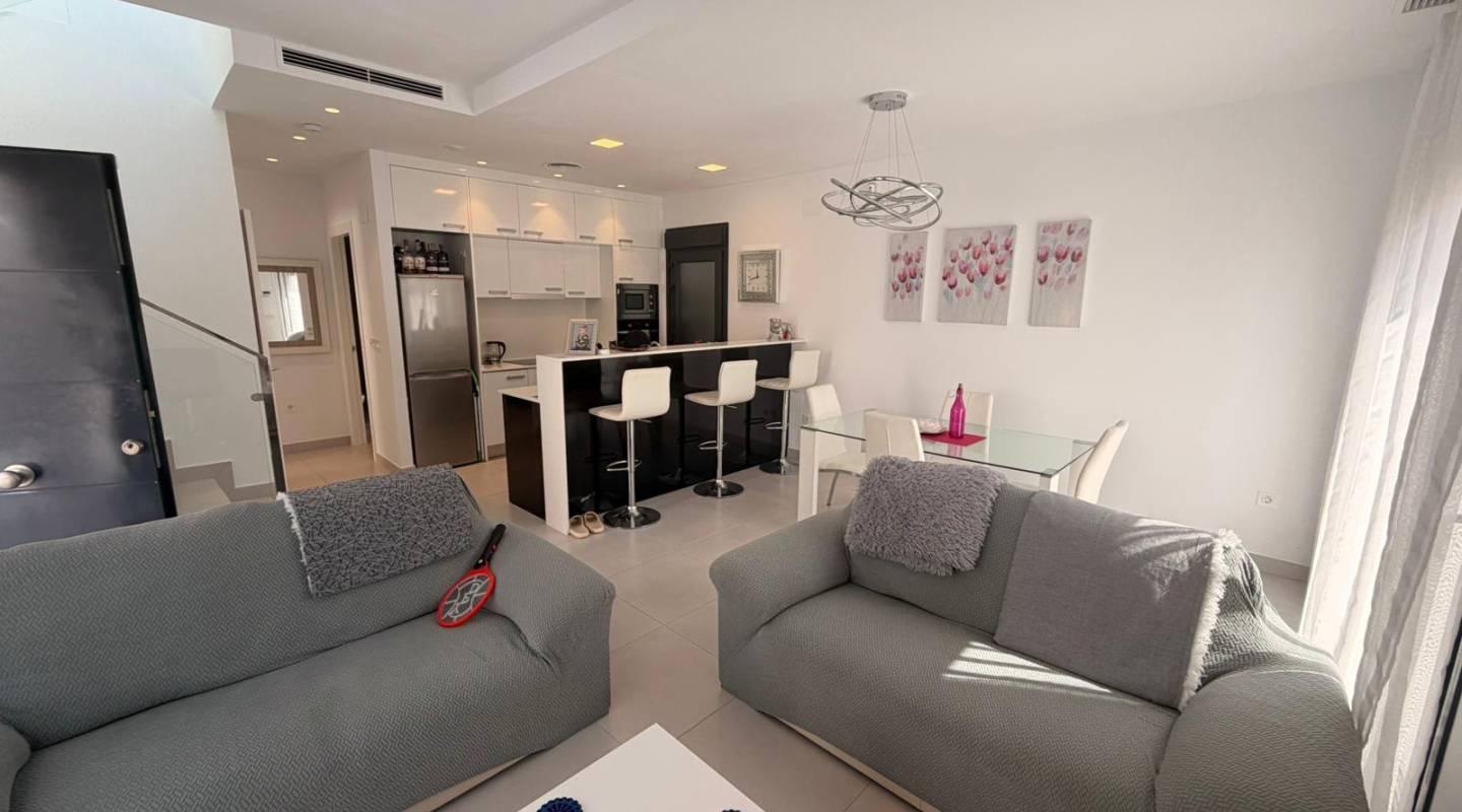 Återförsäljning - Semi Detached - Ciudad Quesada