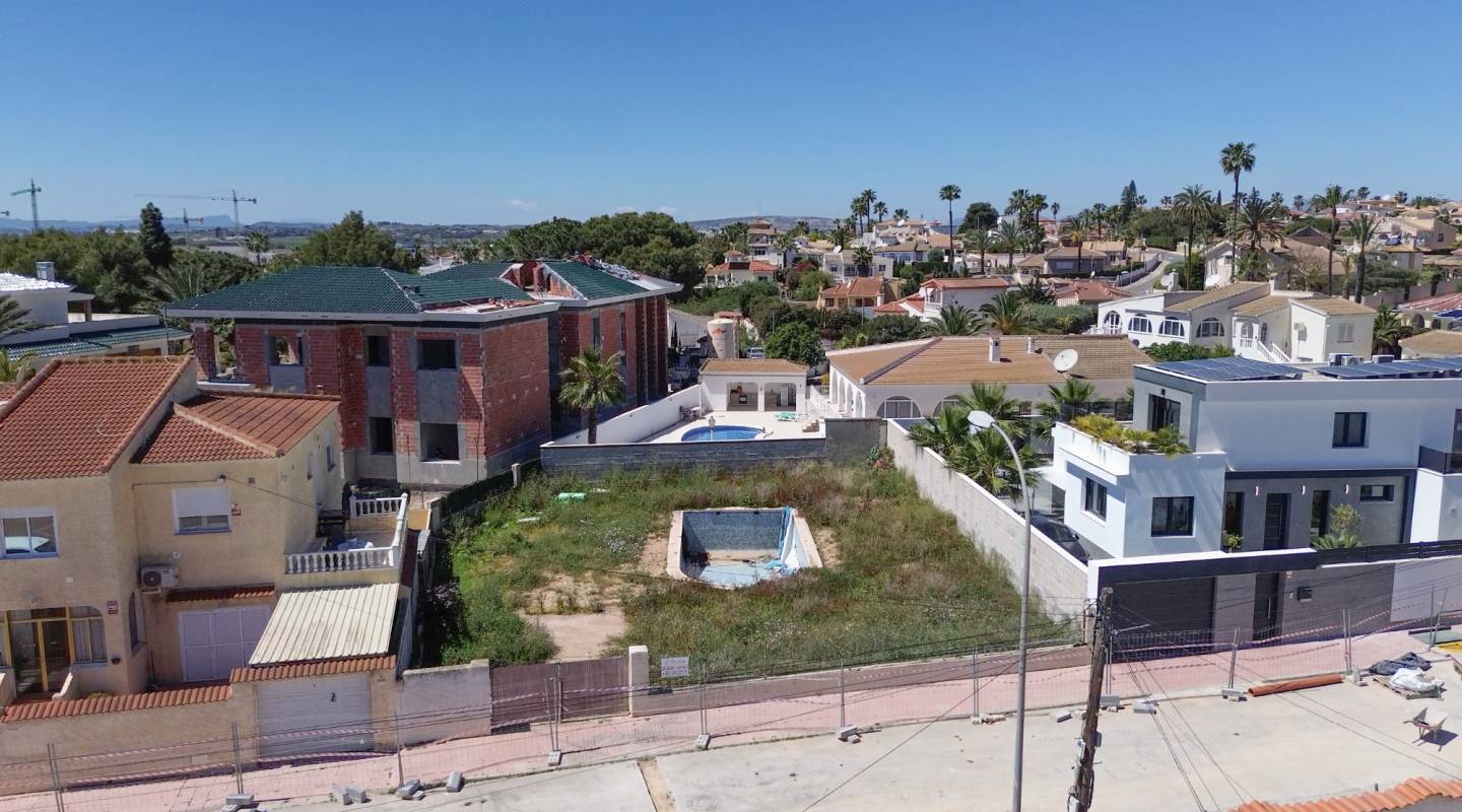 videresalg - Design og bygge - Ciudad Quesada