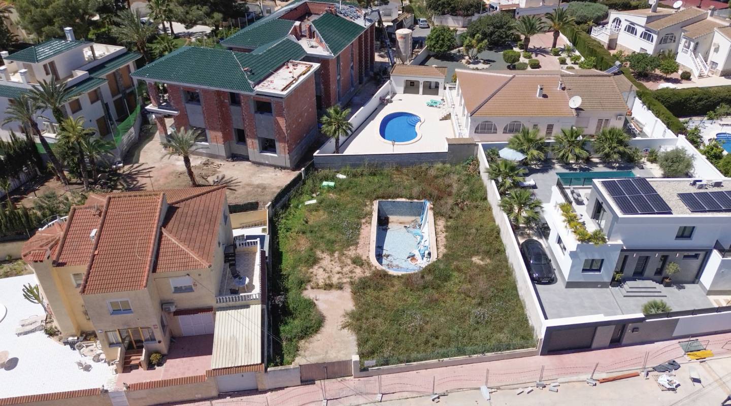 videresalg - Design og bygge - Ciudad Quesada